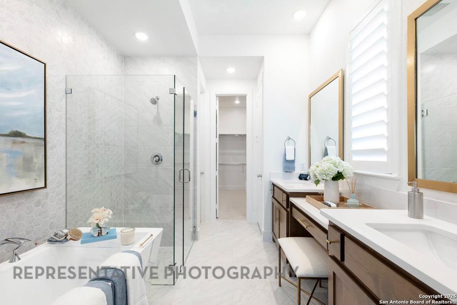 Furnished interior view inside a new home in Weston Oaks, San Antonio (Image 38). Furnished interior view inside a new home in Weston Oaks, San Antonio (Image 38).