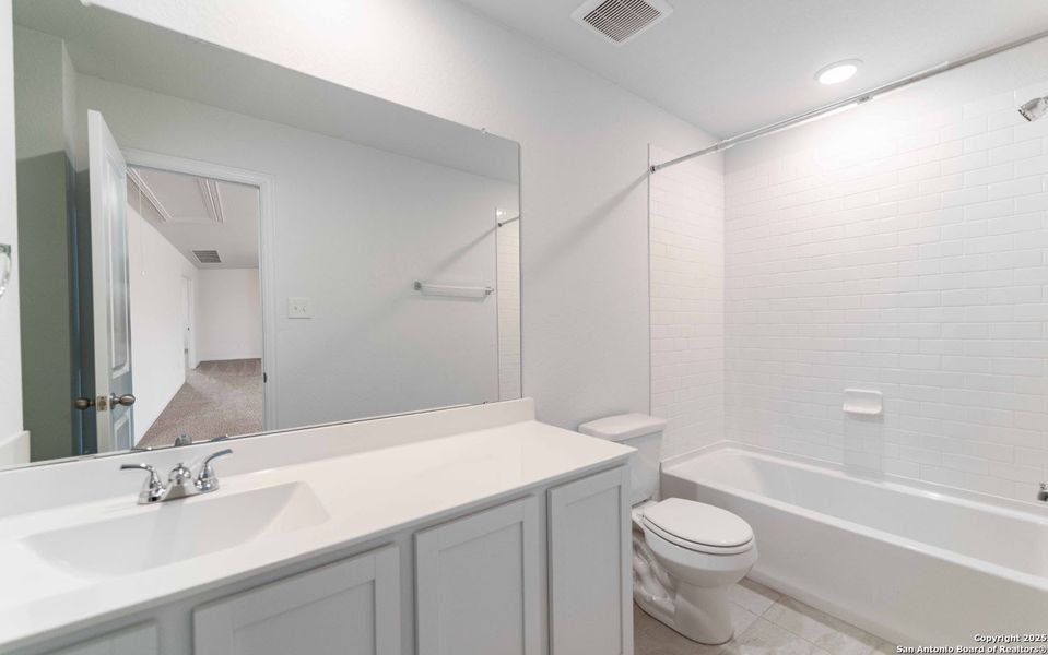 Furnished interior view inside a new home in Red Hawk Landing, San Antonio (Image 5).