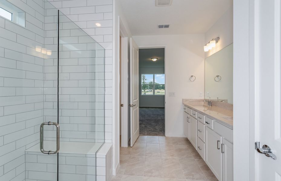 Dual Sinks & Walk-In Shower