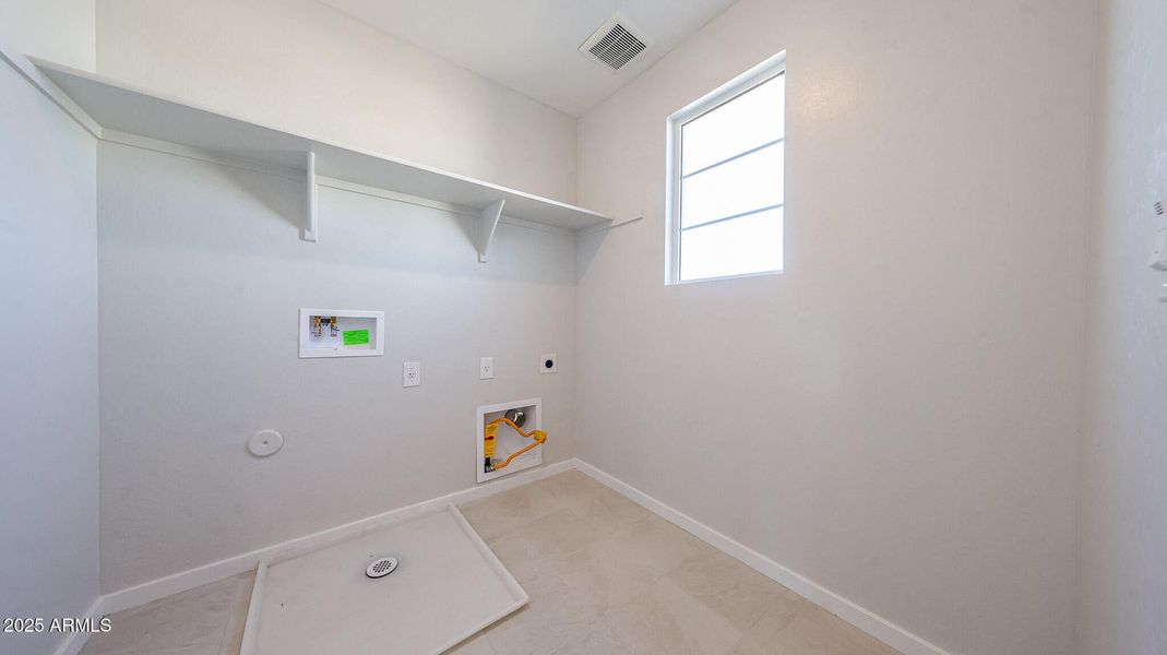 29_2-story-home-for-sale-surprise-AZ_Rea