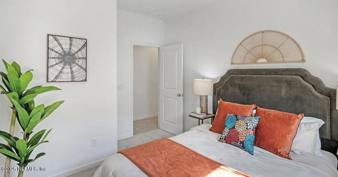 Furnished interior view inside a new home in Seaton Creek: Seaton Creek 50s, Jacksonville (Image 30).