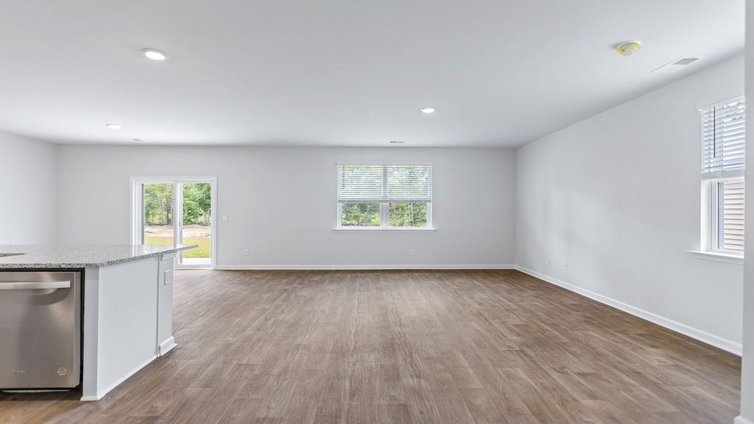 Spacious, unfurnished interior of a new home in Gates Village, Lugoff (Image 9). Spacious, unfurnished interior of a new home in Gates Village, Lugoff (Image 9).