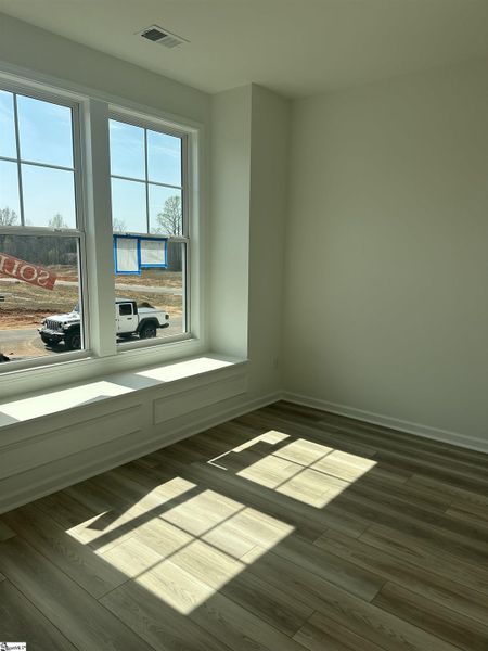 Spacious, unfurnished interior of a new home in Shiloh Trail, Wellford (Image 14).