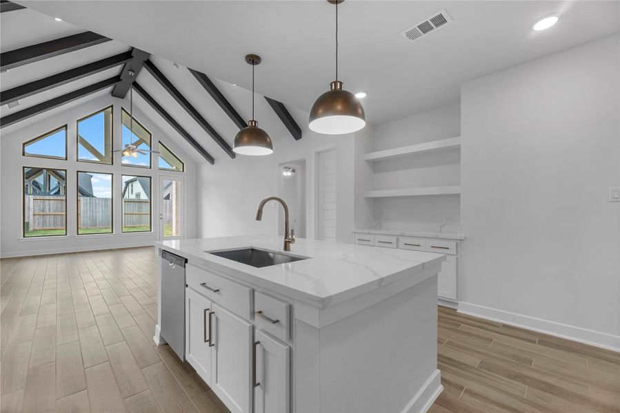 Furnished interior view inside a new home in Sienna, Missouri City (Image 8).