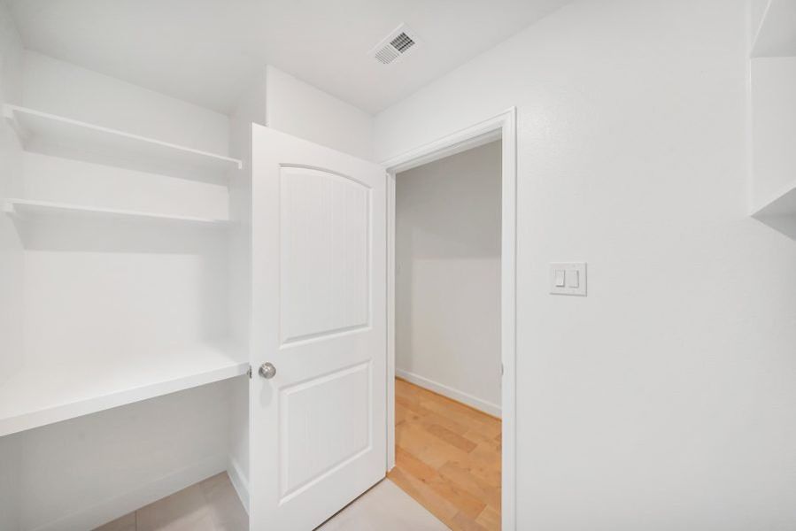 Representative furnished interior of a home built from the Geneva by Sandcastle Homes in Sunset Heights, Houston (Image 12). Representative furnished interior of a home built from the Geneva by Sandcastle Homes in Sunset Heights, Houston (Image 12).