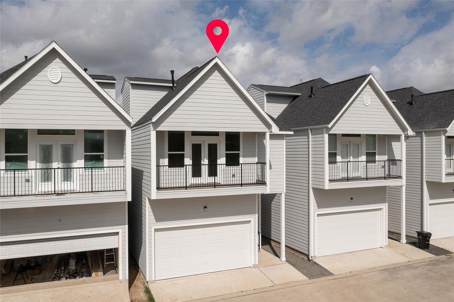 Image 41 of a home in .