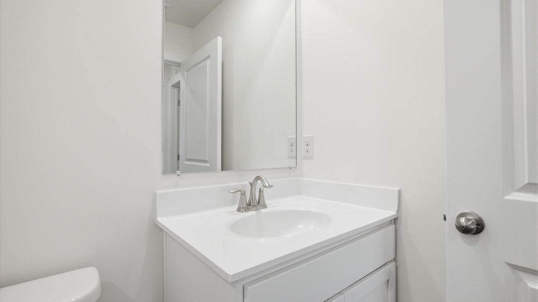 Close-up of interior finishes inside a home in Emory Creek, Harriman (Image 14).
