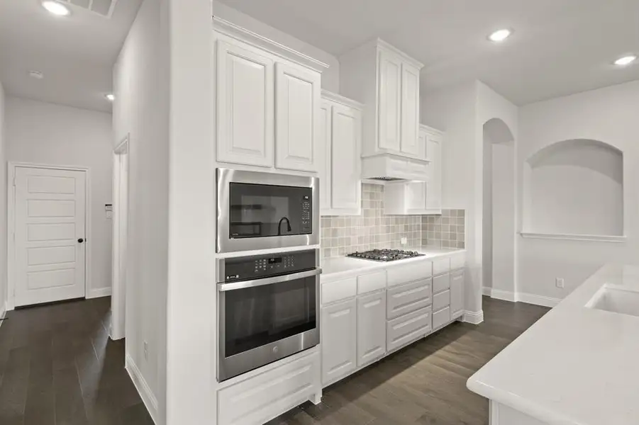 DFW-Redden Farms-Concept 2622-3457 Shorthorn Lane-Kitchen-Risewell Homes-4