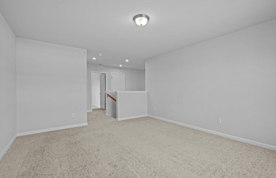 Spacious, unfurnished interior of a new home in Fox Hollow, Spartanburg (Image 25). Spacious, unfurnished interior of a new home in Fox Hollow, Spartanburg (Image 25).