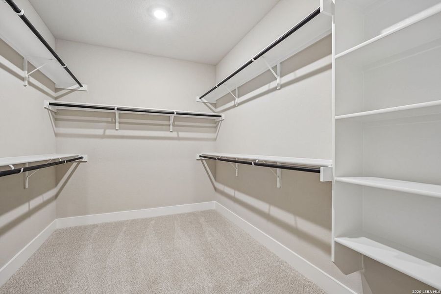 Spacious, unfurnished interior of a new home in Arcadia Ridge - Classic Series, San Antonio (Image 19).