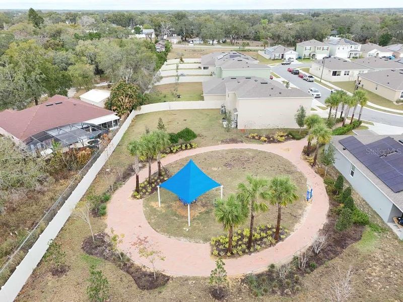 Community amenities in Deer Run, Davenport (Image 37). Community amenities in Deer Run, Davenport (Image 37).