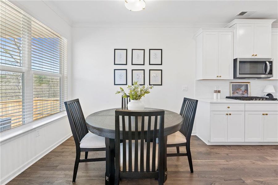 Furnished interior view inside a new home in Water Oak Estates, Lawrenceville (Image 6).
