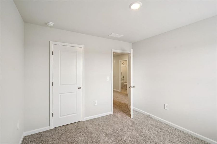 Spacious, unfurnished interior of a new home in Avalon - Vista Series, Conyers (Image 16). Spacious, unfurnished interior of a new home in Avalon - Vista Series, Conyers (Image 16).