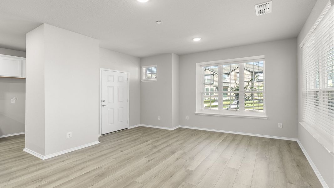 Spacious, unfurnished interior of a new home in Heartland Townhomes, Heartland (Image 14).