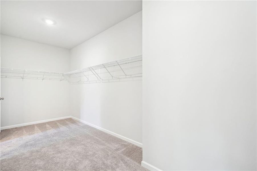 Spacious, unfurnished interior of a new home in Stephen's Landing, Loganville (Image 35).