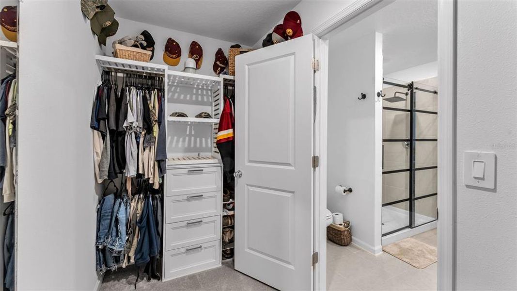 Furnished interior view inside a new home in Peace Creek Reserve, Winter Haven (Image 11).