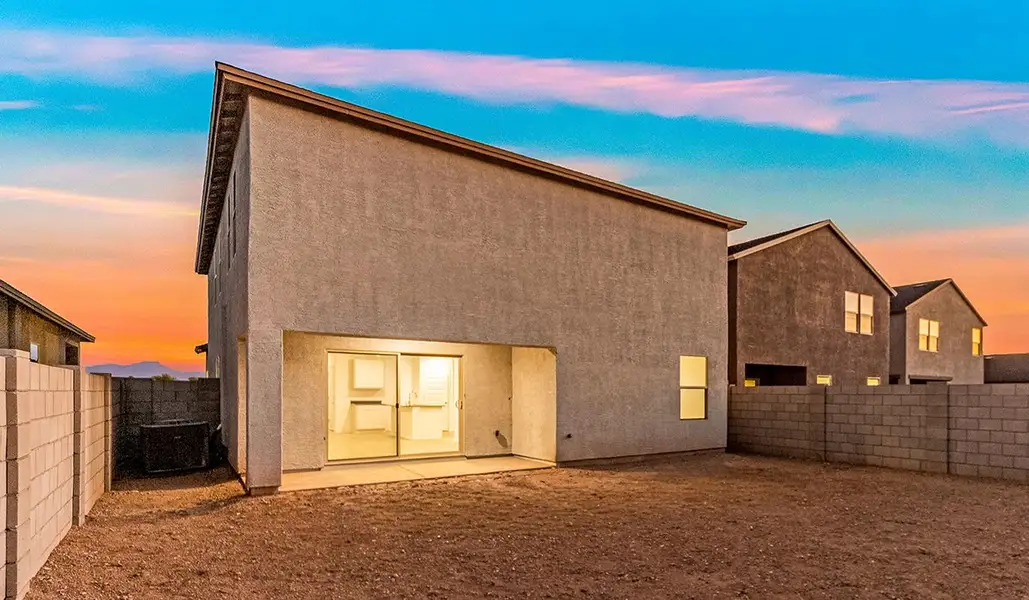 Exterior details and patio area of a home in Blackhawk, Tucson (Image 19).