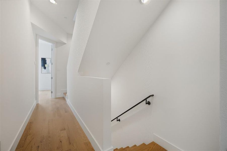 Spacious, unfurnished interior of a new home in , Dallas (Image 23).