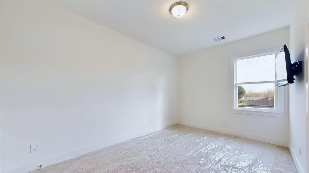 Spacious, unfurnished interior of a new home in , Houston (Image 20).
