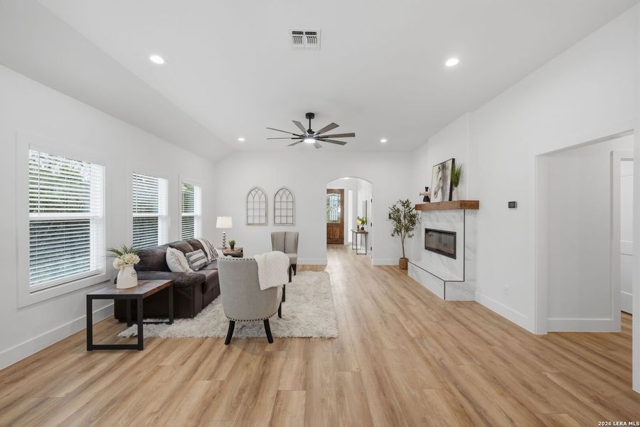Furnished interior view inside a new home in , Canyon Lake (Image 17).