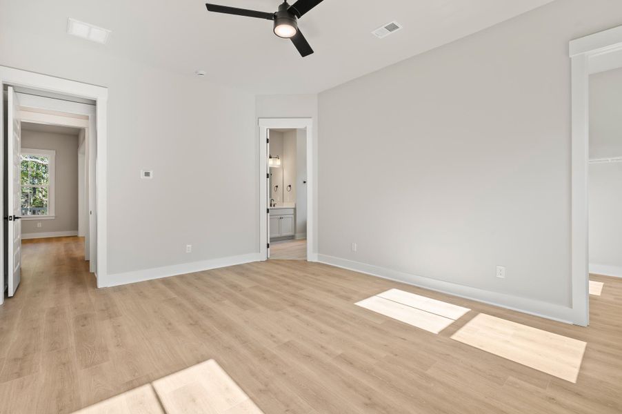 Spacious, unfurnished interior of a new home in Charleston County Homes, Mount Pleasant (Image 28).