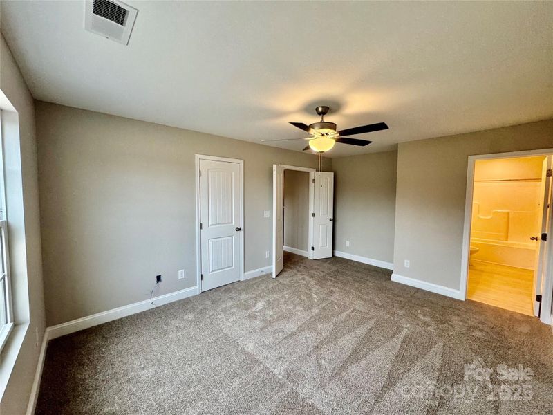 Spacious, unfurnished interior of a new home in , Chesterfield (Image 13).