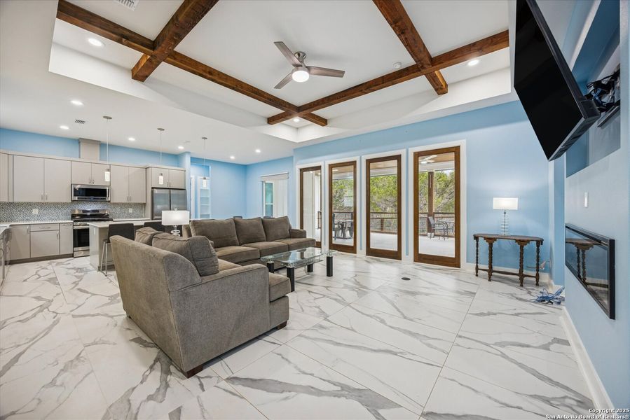 Community amenities in , Canyon Lake (Image 28). Community amenities in , Canyon Lake (Image 28).