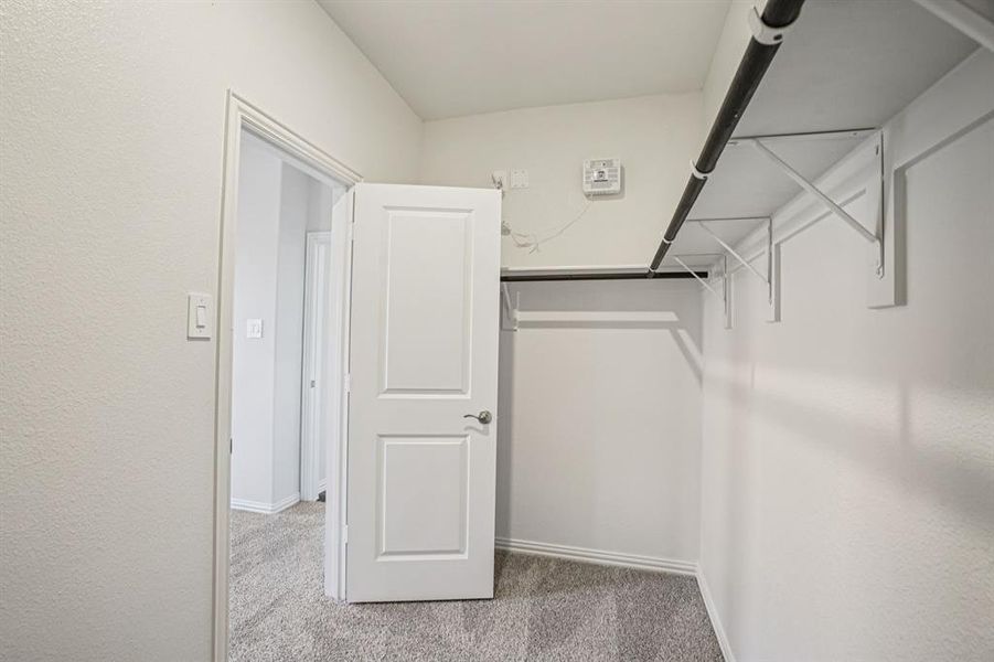 Spacious, unfurnished interior of a new home in Windmore, Princeton (Image 19).