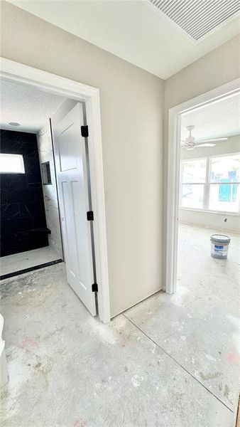 Hall to Guest Bedrooms & Bathroom 2