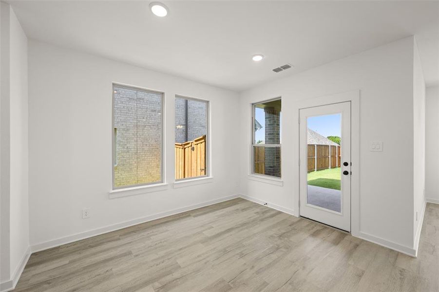 328 Deer Ridge- Dining-1 328 Deer Ridge- Dining-1