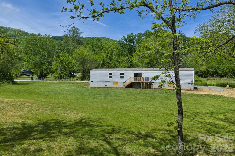 Image 15 of a home in .