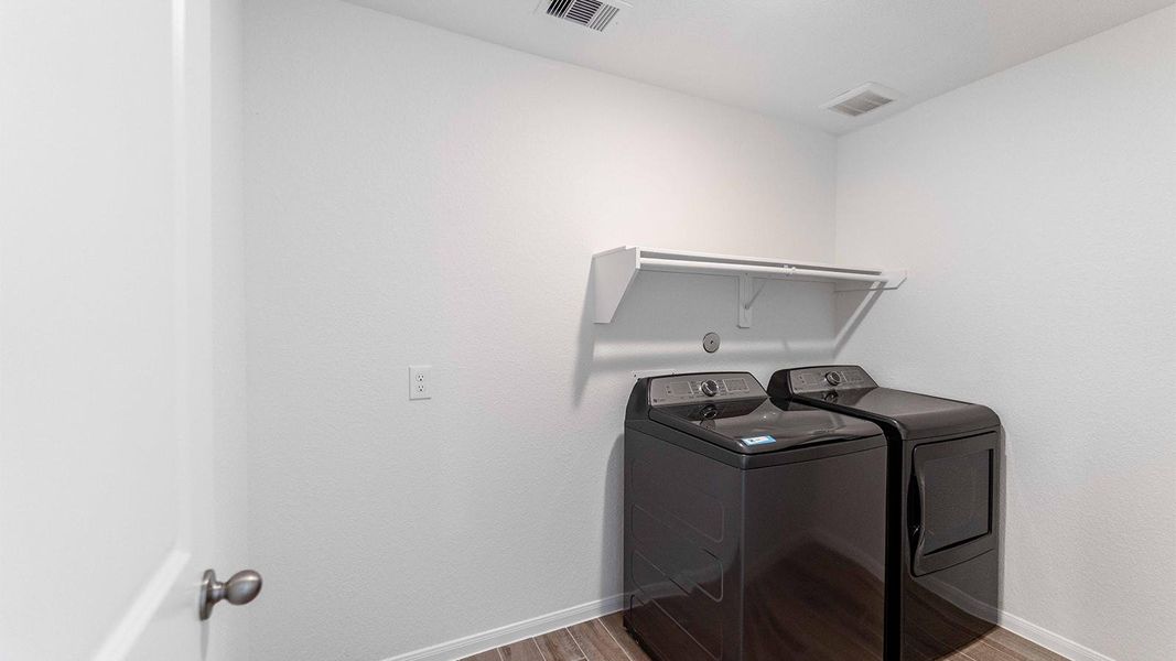 Image 15 of a home in Colony at Pinehurst.