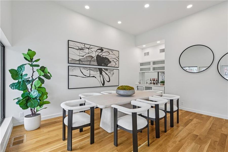 Furnished interior view inside a new home in , Atlanta (Image 45).