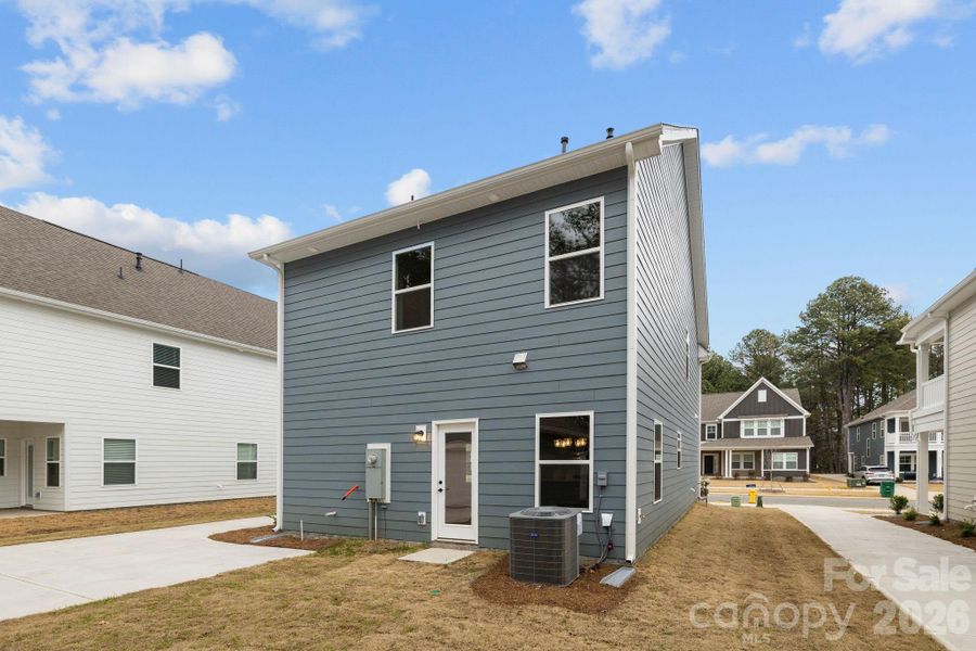 Exterior details and patio area of a home in Arbor Village, Matthews (Image 4).