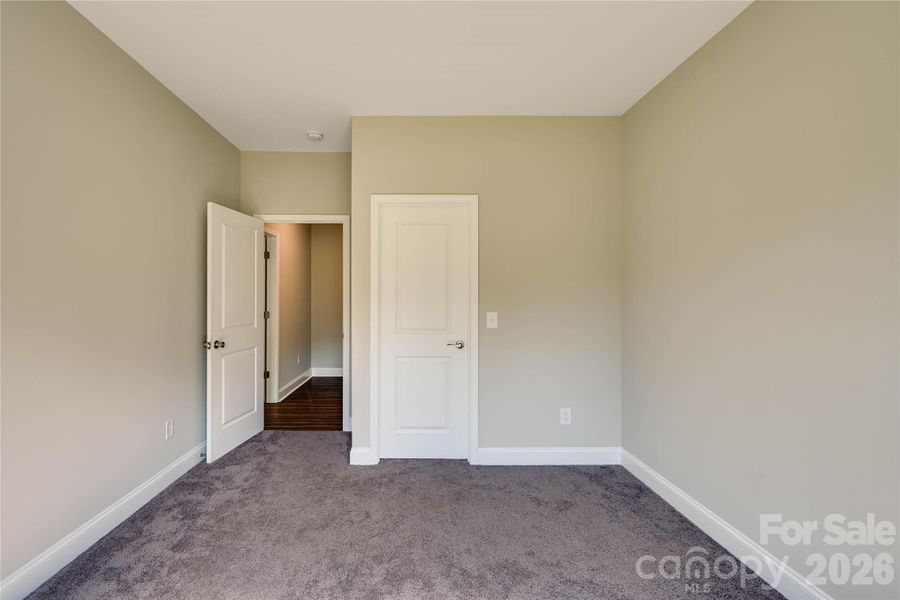 Spacious, unfurnished interior of a new home in , Bostic (Image 26).