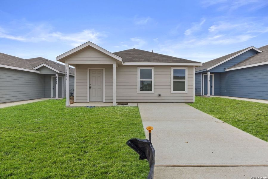 Image 20 of a home in Spring Grove. Image 20 of a home in Spring Grove.