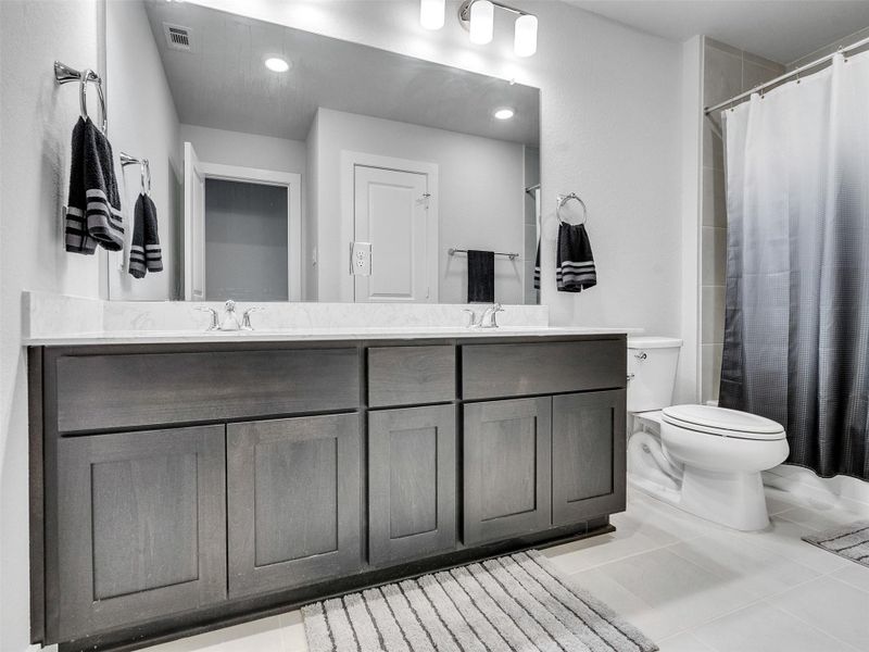 Furnished interior view inside a new home in , Conroe (Image 11). Furnished interior view inside a new home in , Conroe (Image 11).