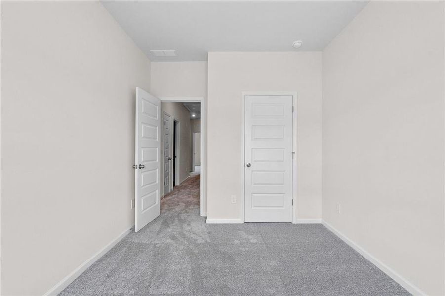 Spacious, unfurnished interior of a new home in Fairington, Cartersville (Image 25).