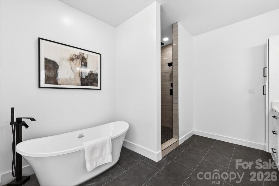 Furnished interior view inside a new home in , Hickory (Image 16).