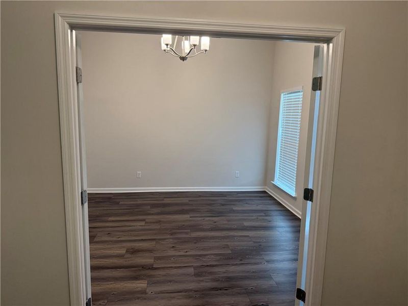 Spacious, unfurnished interior of a new home in , Bloomingdale (Image 14).
