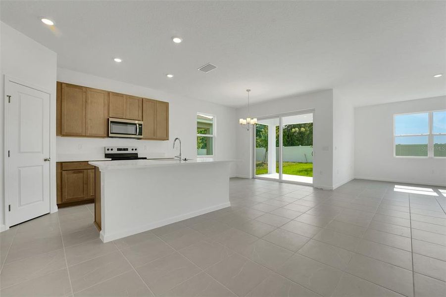 Furnished interior view inside a new home in Annabelle Estates, Lake Wales (Image 4).