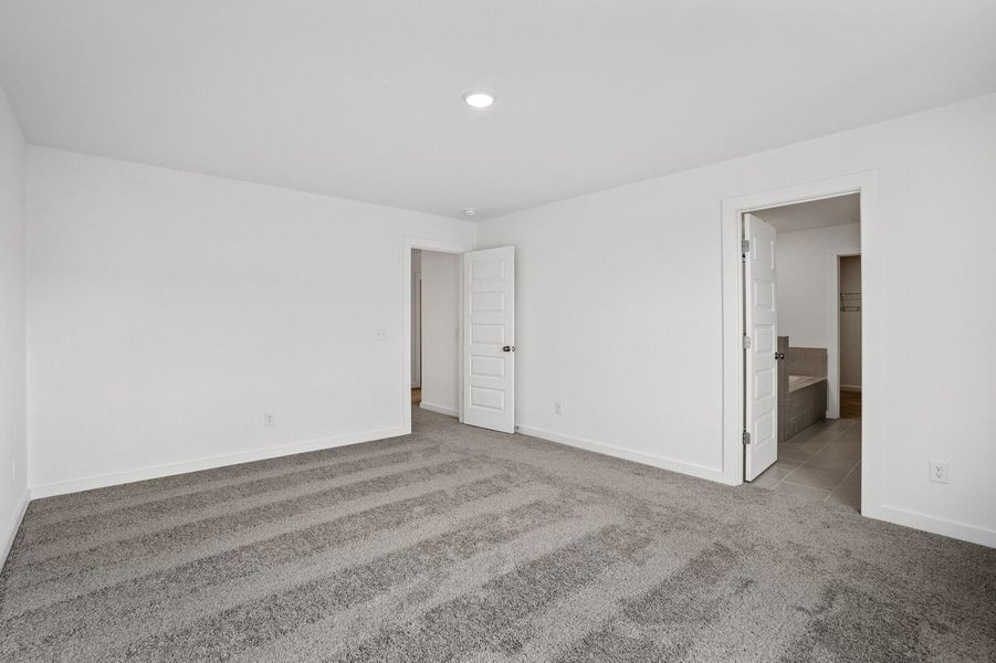 Spacious, unfurnished interior of a new home in Sage Farms, White House (Image 28). Spacious, unfurnished interior of a new home in Sage Farms, White House (Image 28).