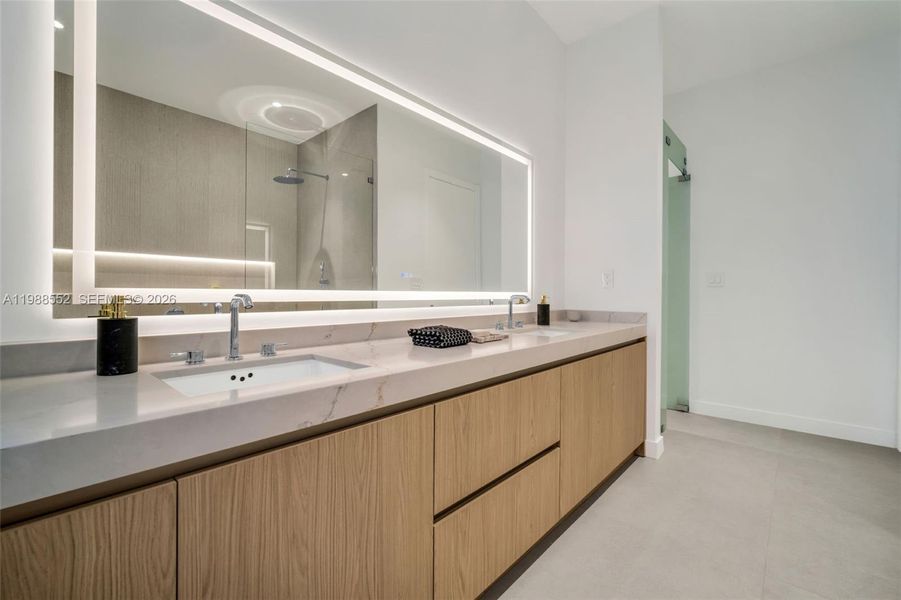 Image 48 of a home in .