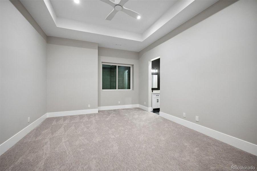 Spacious, unfurnished interior of a new home in , Castle Rock (Image 20).