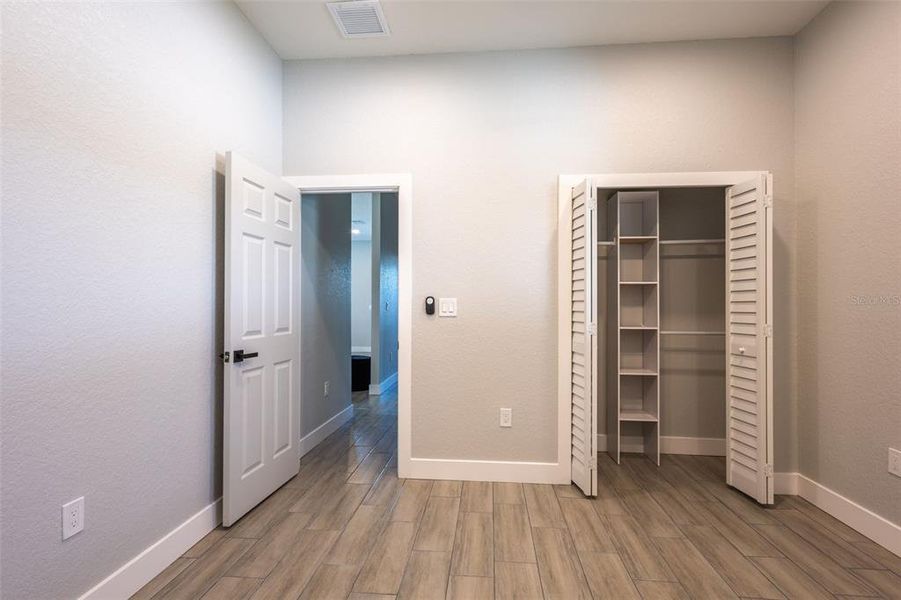 Spacious, unfurnished interior of a new home in , New Port Richey (Image 38).