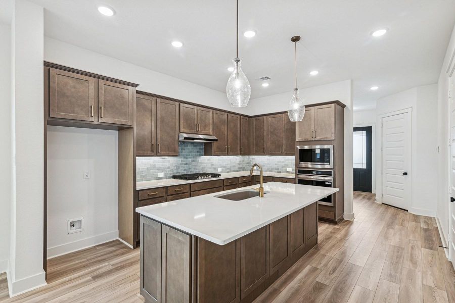 Furnished interior view inside a new home in The Highlands 40', Porter (Image 5). Furnished interior view inside a new home in The Highlands 40', Porter (Image 5).