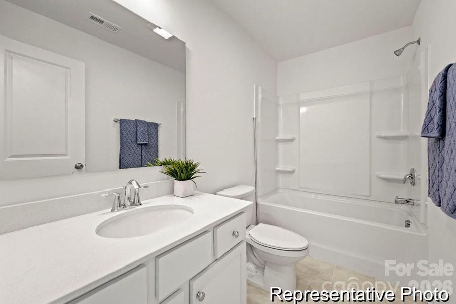 Furnished interior view inside a new home in Beaver Creek, Statesville (Image 16).