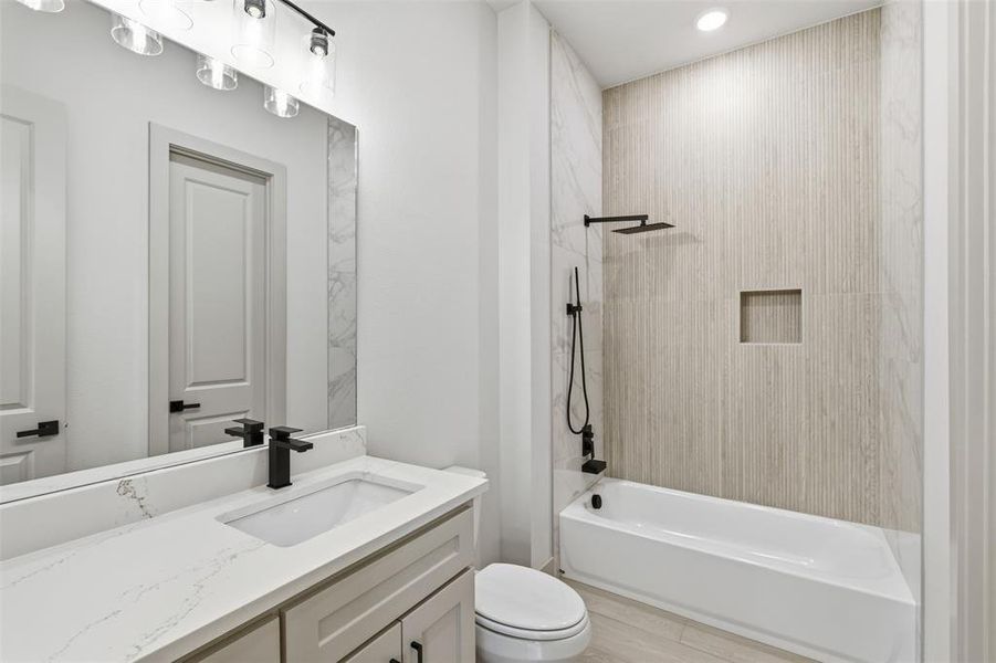 Furnished interior view inside a new home in , Fort Worth (Image 6).