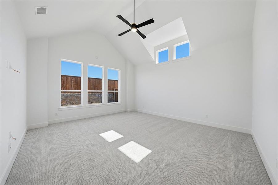 Spacious, unfurnished interior of a new home in , Prosper (Image 34).