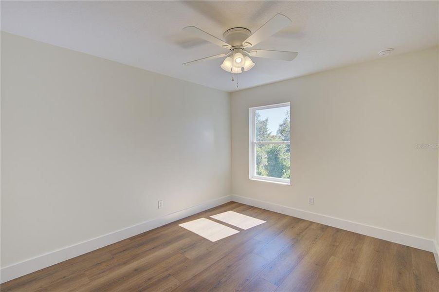 Spacious, unfurnished interior of a new home in , Mount Dora (Image 33).